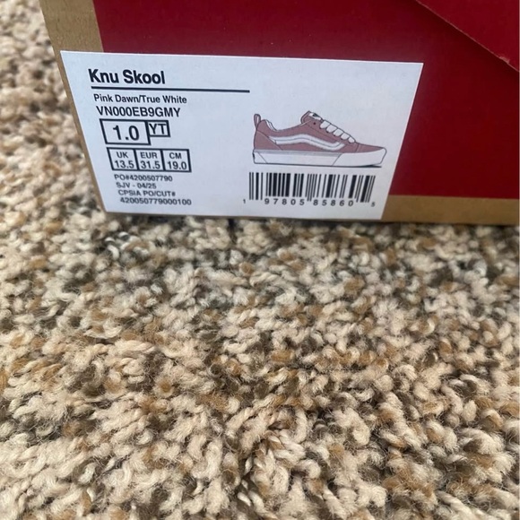 Vans Knu Skool Sneakers - Picture 6 of 6